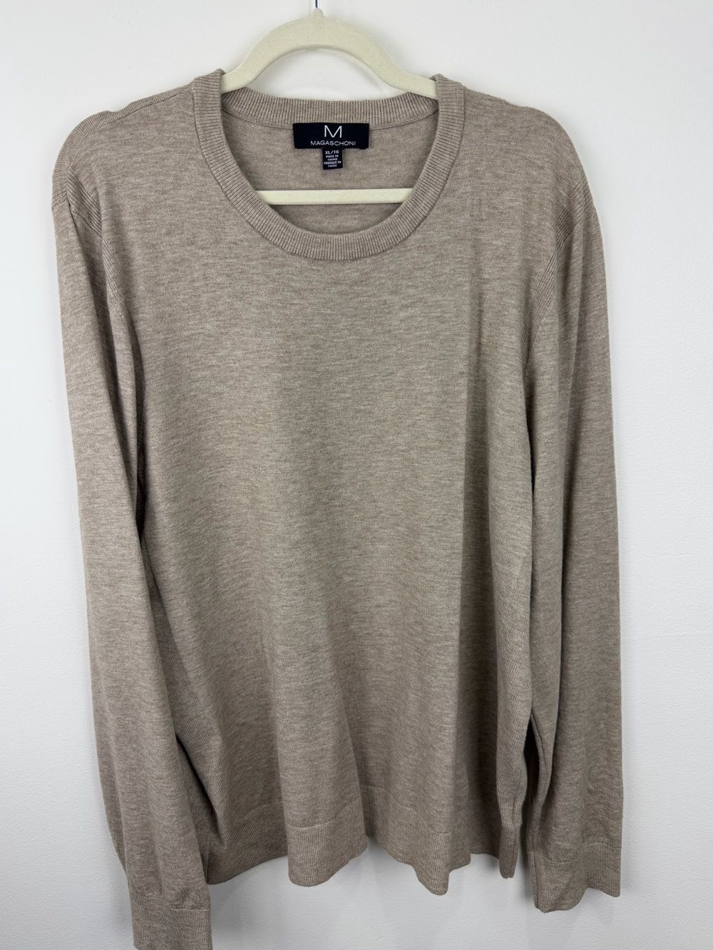 M Magaschoni Men’s XL Taupe Lightweight Knit Crewneck Sweater Quiet Luxury